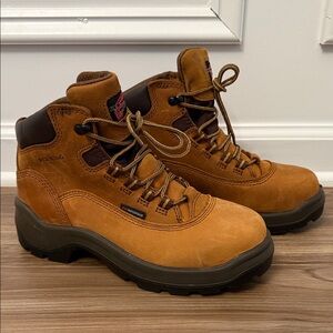 Red Wing 2327 FlexBond 5" Waterproof Steel Toe Work Boots Shoes 7 1/2 D Wide NE